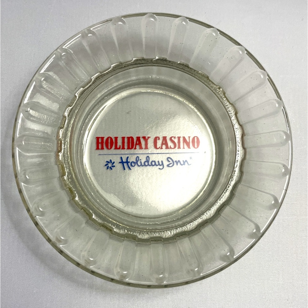 Vintage Holiday Casino Glass‎ Ashtray
Holiday Inn